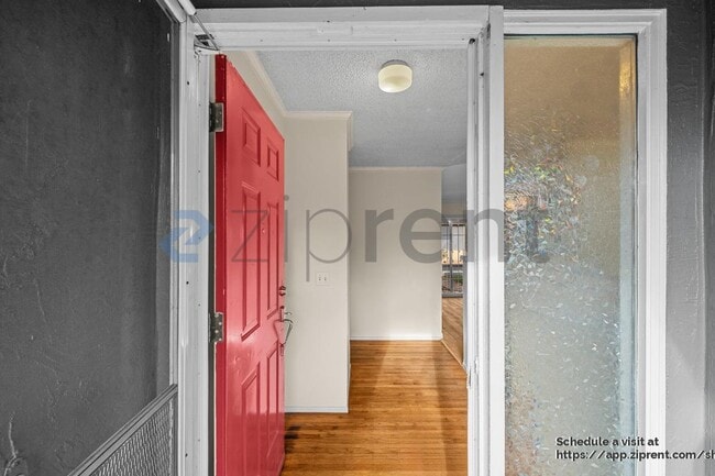 Building Photo - 1323 Harwood St