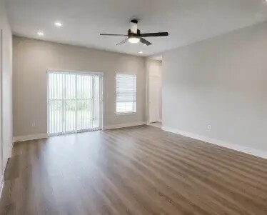 Building Photo - 818 Singleton Blvd