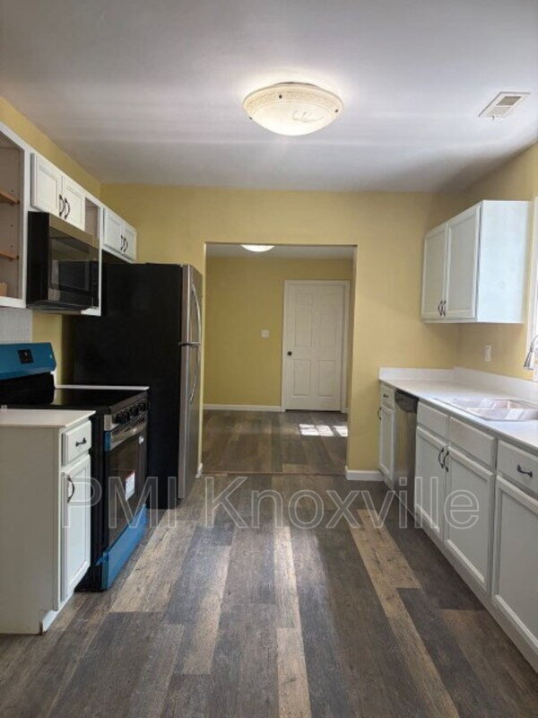 Foto del edificio - 2340 Boxwood Ln NE