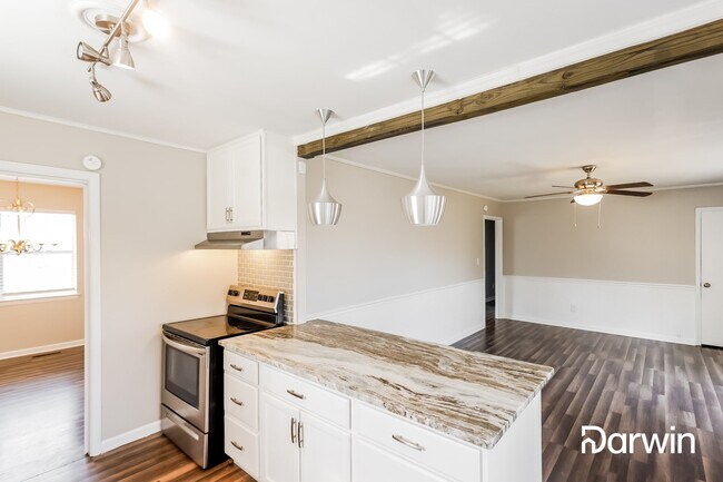 Building Photo - 1861 Cedar Crest Road, Birmingham, AL 35214