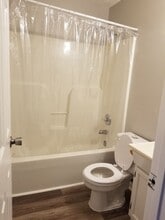 Building Photo - 1544 C Diuguid Dr