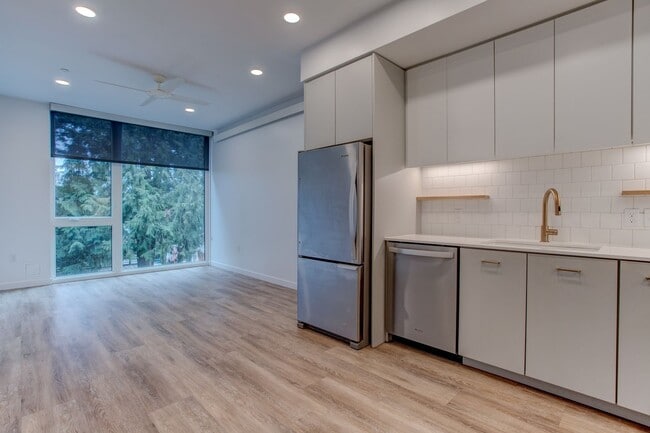 Interior Photo - Theory 33