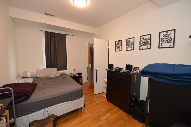 Foto del edificio - 1623 W Wolfram St