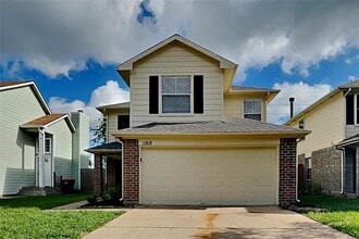 Building Photo - 11818 Sandy Stream Dr