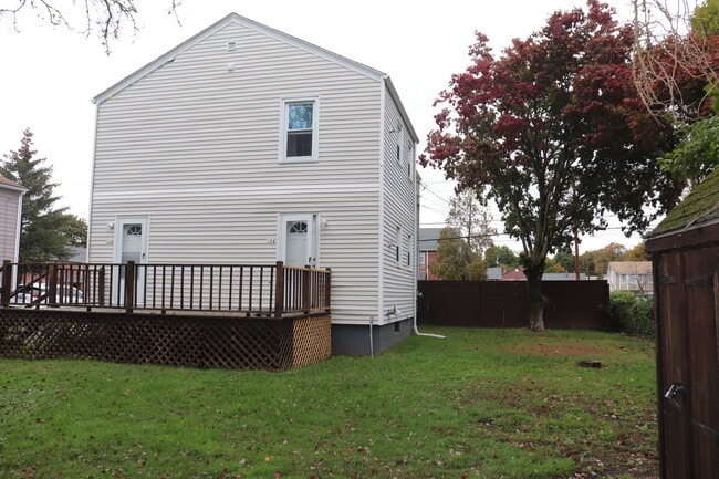 Building Photo - 160 Louisiana Ave