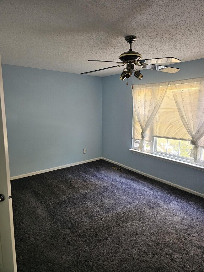 dormitorio principal_2 - 215 Thalia Trace Dr