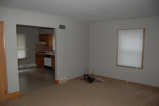 Building Photo - 300 Melrose Ct