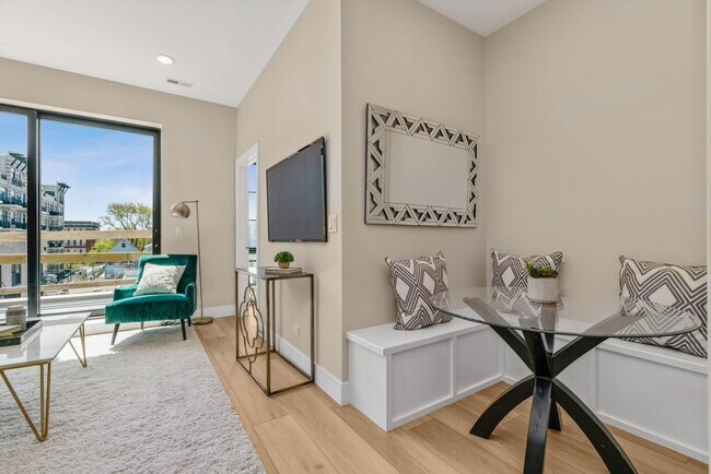 Foto del edificio - 1646 W Belmont Ave