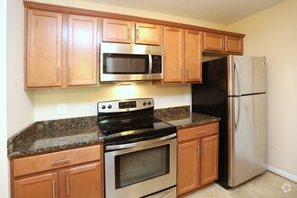 Kitchen Close Up - Jefferson Forest Manor