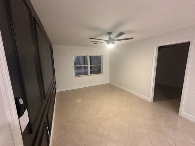 Foto del edificio - 6704 N Elizabeth St