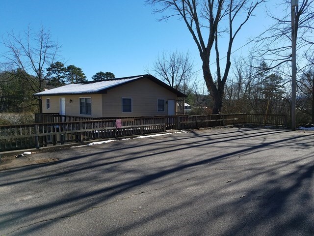 Building Photo - 197 Watauga St