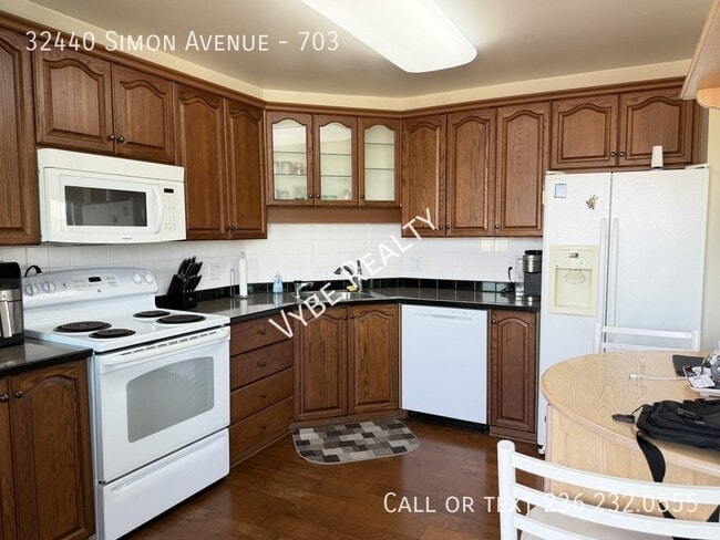 Building Photo - 7th-Floor at Trethewey Tower – 55+ Community