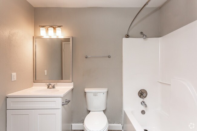 1HAB,1BA - 535 ft² - Baño - Cornerstone Apartments