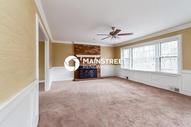 Building Photo - 5 Bedroom Pet-Friendly Home in Cordova, TN with Main Street Renewal