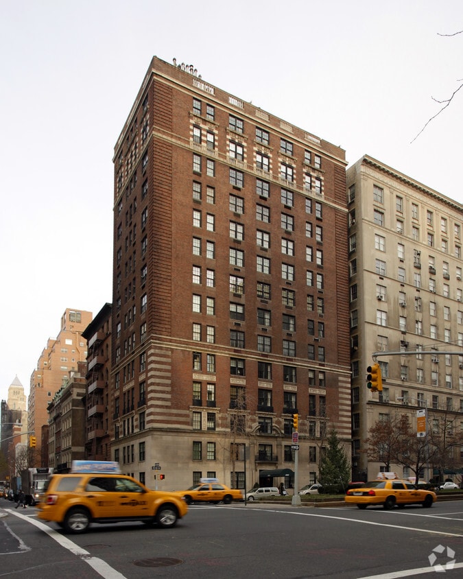 Primary Photo - 620 Park Ave
