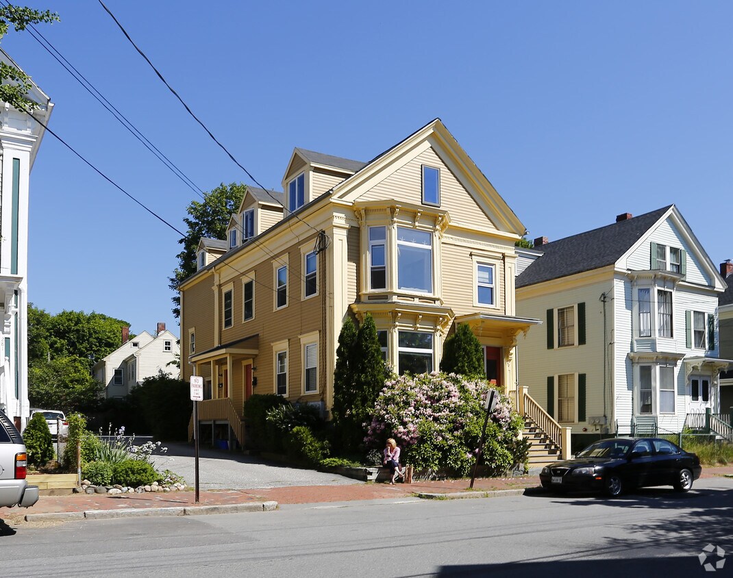 Foto principal - 277 Spring St