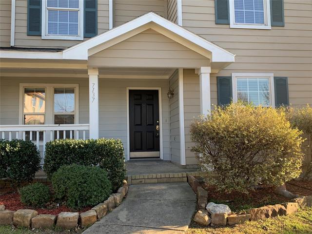 Foto del edificio - 7137 Wind Row Dr