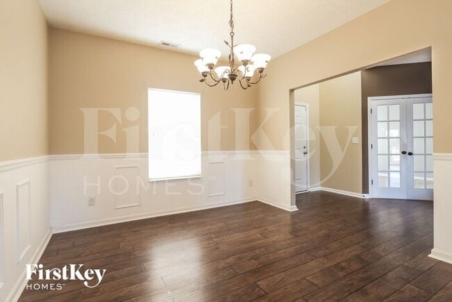 Building Photo - 2243 Tanya Dr
