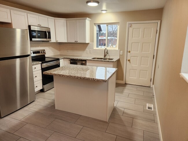Foto del edificio - 2112 E Donegal Cir
