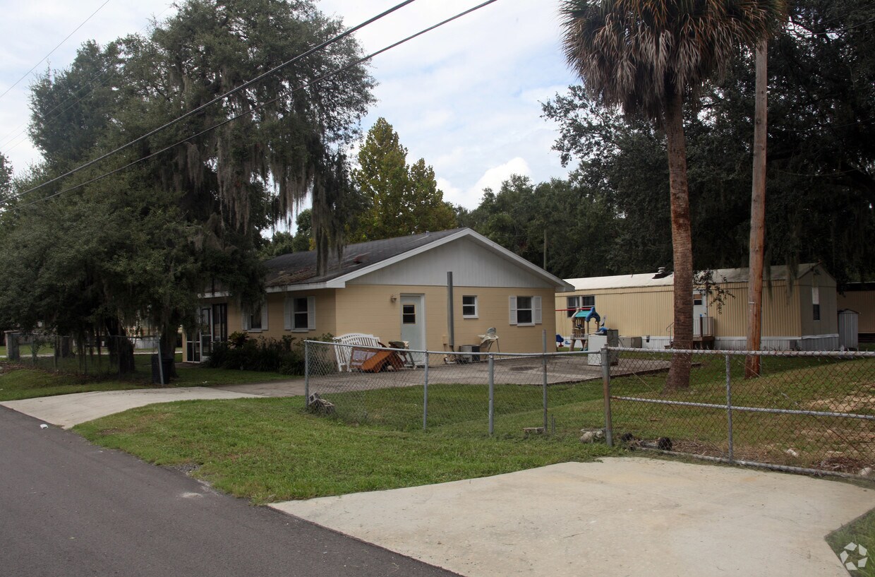 Primary Photo - 319 Hull St