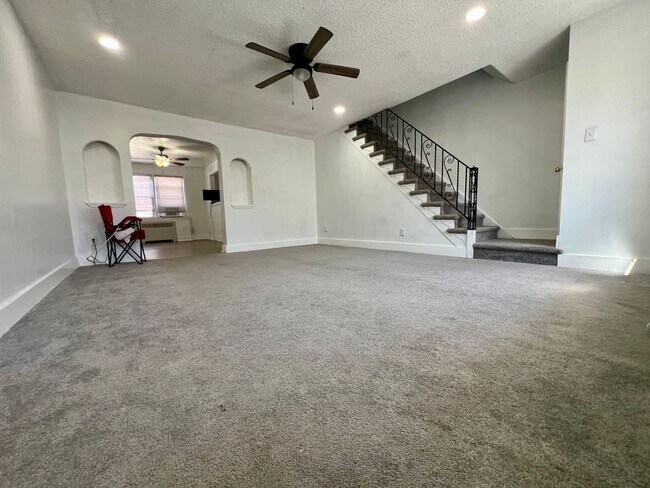 Foto del edificio - 624 Briarcliff Rd