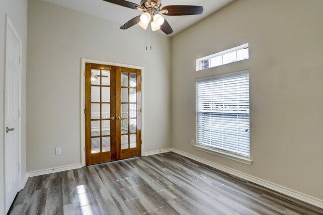 Foto del edificio - 10606 Badger Canyon Dr