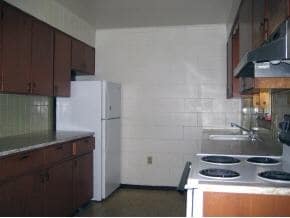 Building Photo - 308 N Sunshine
