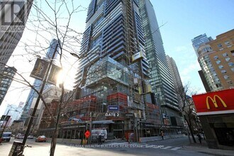 Building Photo - 7 Grenville St