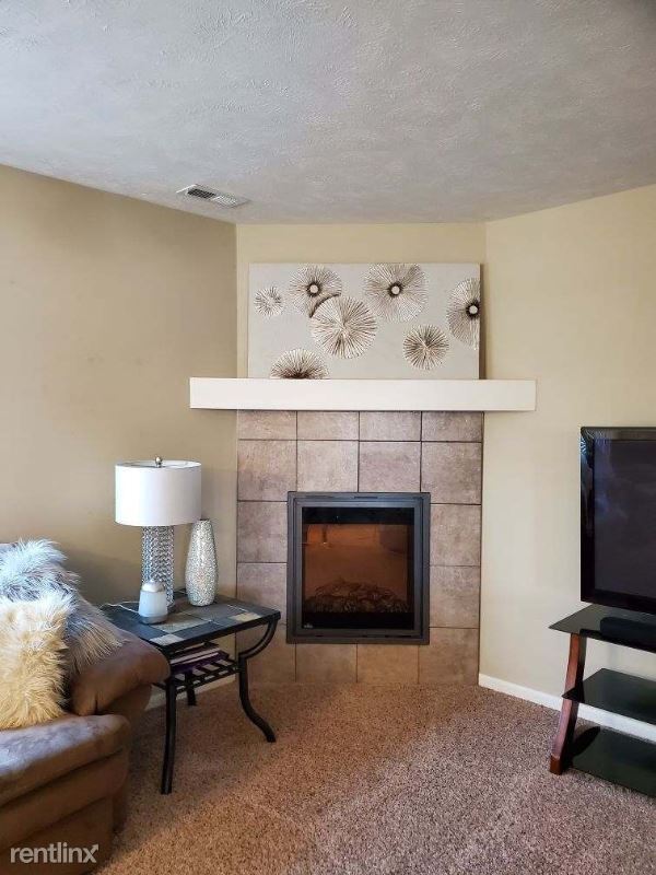 Building Photo - 3 br, 3 bath Townhome - 3622 Osullivan Rd