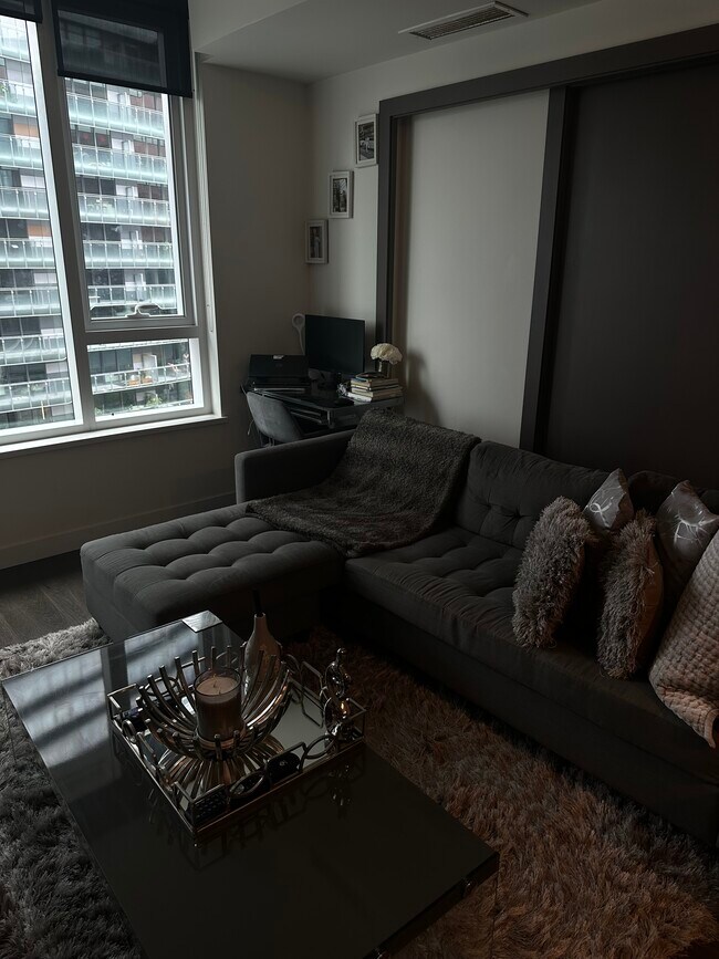 Living room - 68 Smithe St