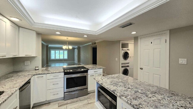 Foto del edificio - 2244 Winkler Ave