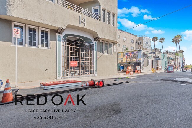 Building Photo - ~$655 OFF Each Month + 1 Week FREE~ Recent...