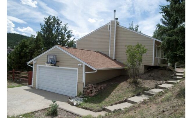 Building Photo - 30378 Appaloosa Dr