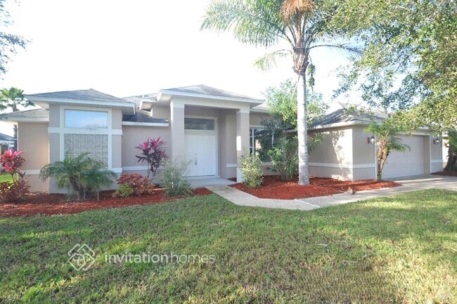 Building Photo - 1720 Creekwater Blvd