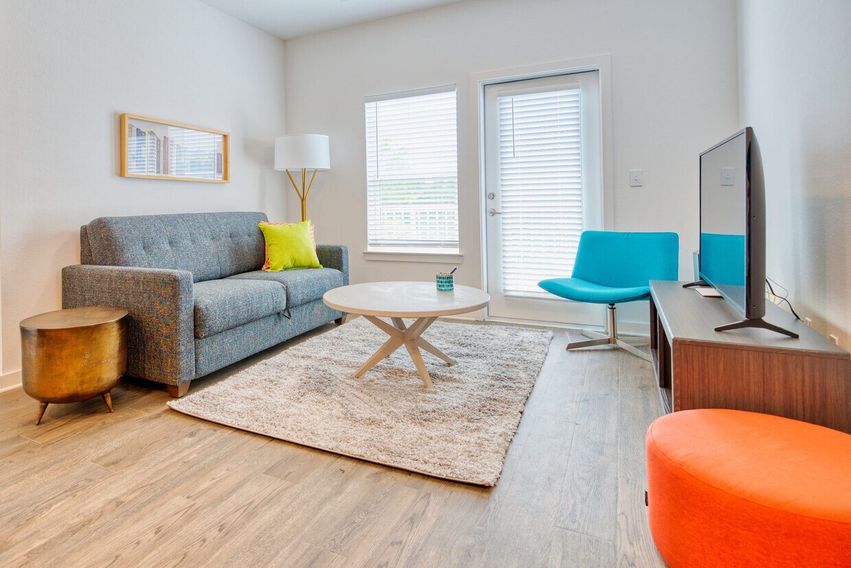 Foto principal - 2548 SW 13th St