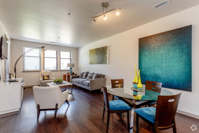 1BD, 1BA - Berkshire - Kent Place