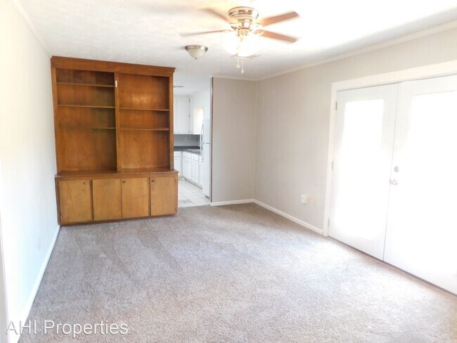 Building Photo - 3 br, 2 bath House - 3704 Carriage Place