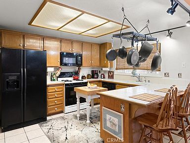 Building Photo - 12931 Sunnymeadows Dr