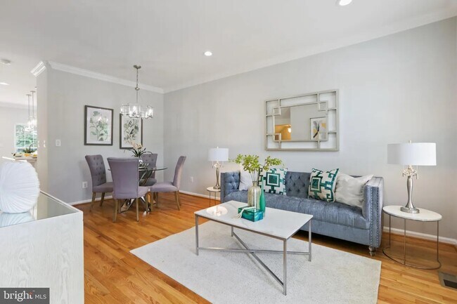 Sala de estar - 1236 Vintage Pl