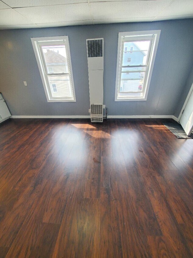 270 5th St Unit 2 n, Fall River, MA 02721 Apartments in Fall River