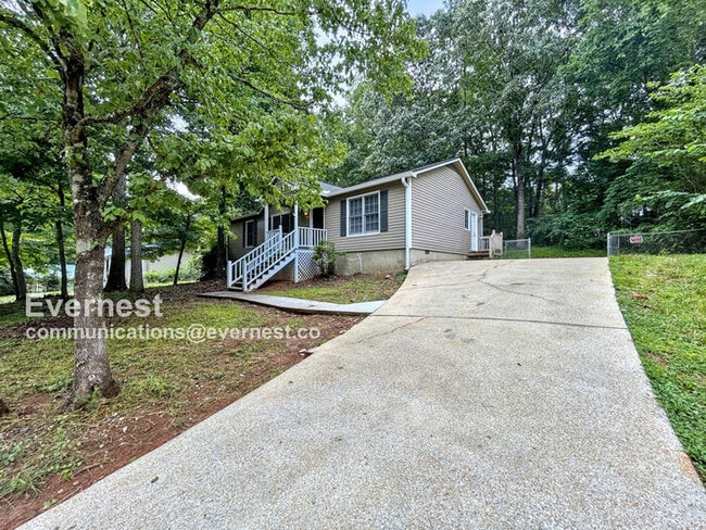 Building Photo - 198 Poplar Point Dr