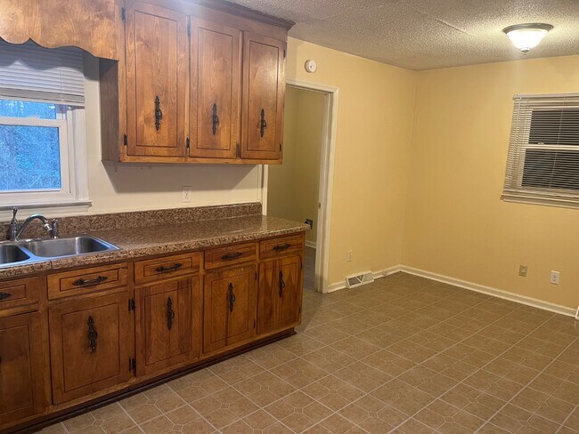 Foto del edificio - 4123 Carr Store Rd