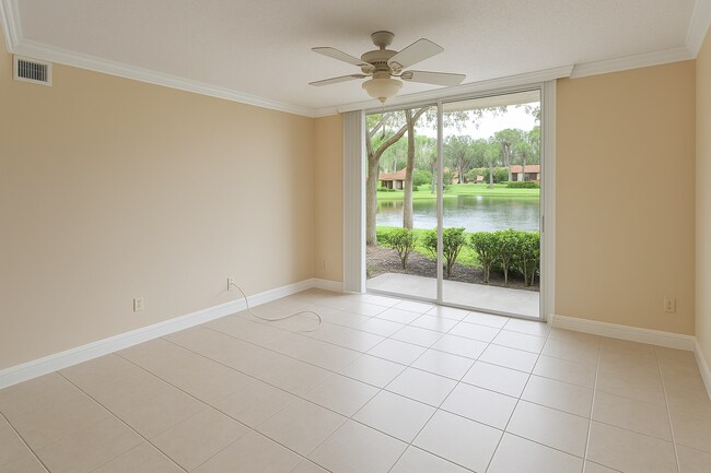 Foto del edificio - 2-Bed, 2-Bath Corner unit, Best location!