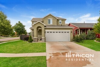 Building Photo - 6402 Stella Luna Dr