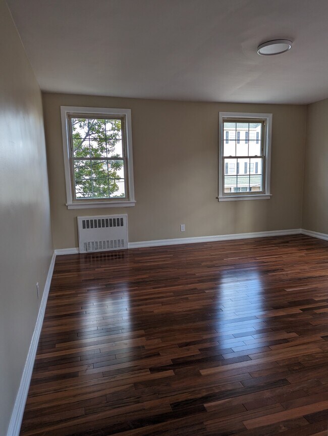 Foto del edificio - 427 Beach 139th St