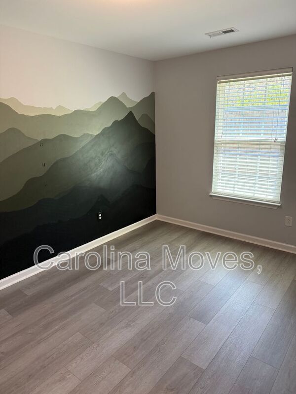 Foto del edificio - 479 Woodbark Ct