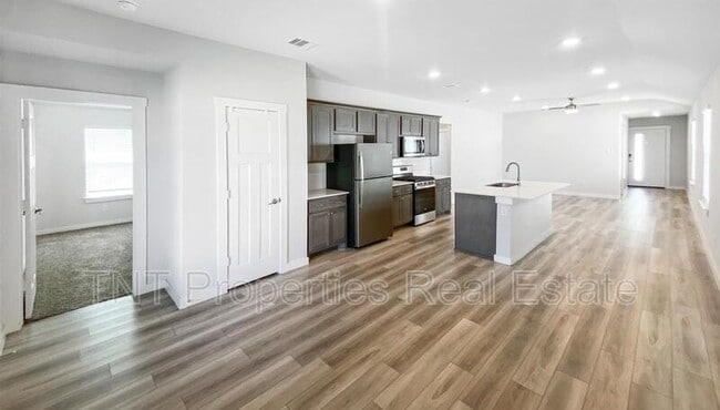 Photo - 1239 Amistad Lp House