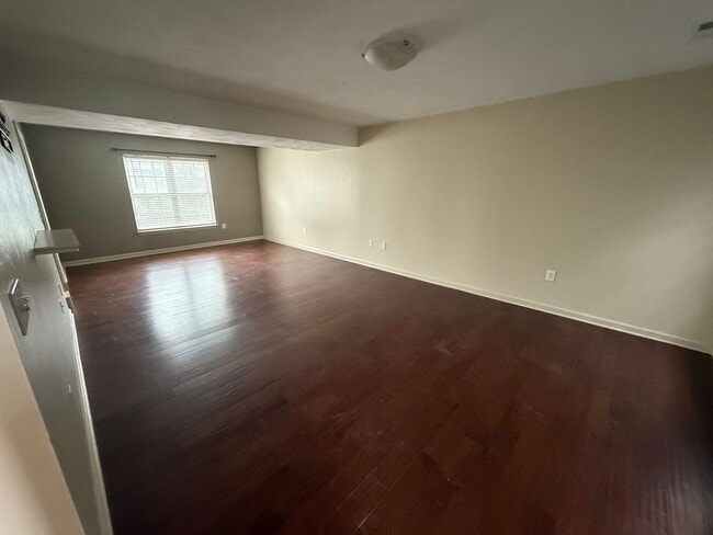 Foto del edificio - 4826 Golfview Dr NE