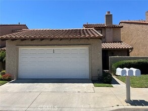 Building Photo - 525 Valley Forge Dr
