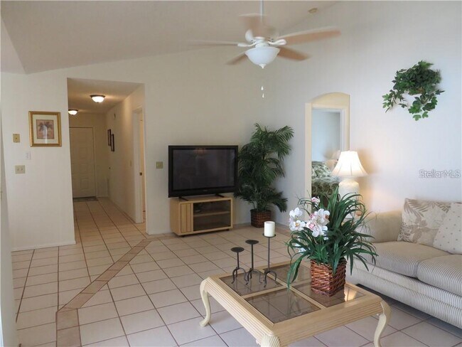 Foto del edificio - 7775 Indian Ridge Trail N